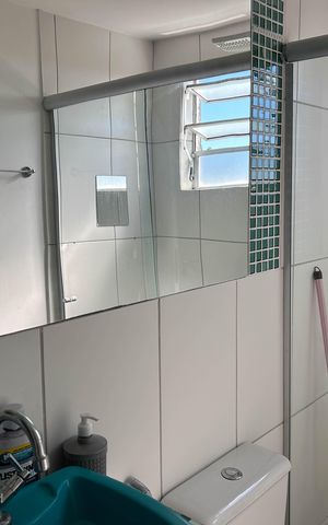 Casa de condomínio à venda com 48m², 2 quartos e 1 vaga Casa de condomínio à venda com 48m², 2 quartos e 1 vagaBanheiro