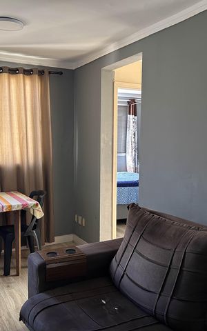 Casa de condomínio à venda com 48m², 2 quartos e 1 vaga Casa de condomínio à venda com 48m², 2 quartos e 1 vagaSala