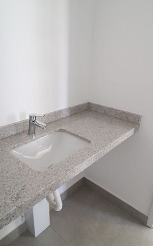 Apartamento para alugar com 106m², 3 quartos e 2 vagasBanheiro do Quarto 1 e 2