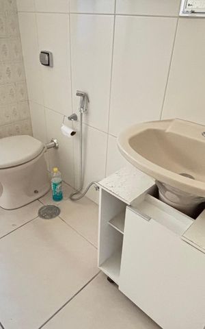 Apartamento à venda com 70m², 2 quartos e 1 vaga Apartamento à venda com 70m², 2 quartos e 1 vagaBanheiro