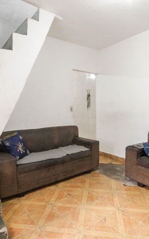 Casa à venda com 166m², 4 quartos e sem vagaSala Casa 2