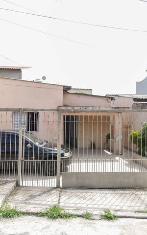 Casa à venda com 166m², 4 quartos e sem vagaFachada