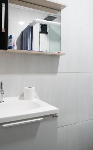 Casa à venda com 122m², 4 quartos e 1 vagaBanheiro 2
