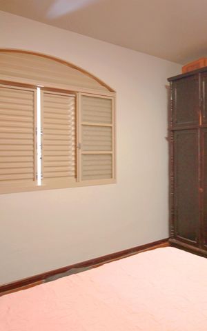 Casa à venda com 360m², 3 quartos e 2 vagasQuarto 2