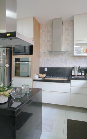 Casa à venda com 360m², 3 quartos e 2 vagasCozinha