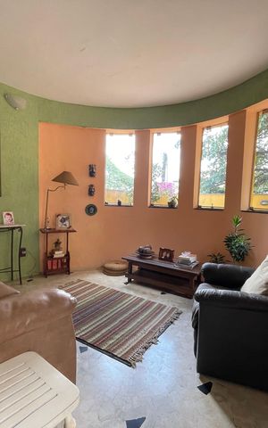 Casa à venda com 230m², 5 quartos e 3 vagas Casa à venda com 230m², 5 quartos e 3 vagasSala