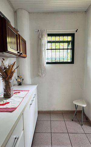 Casa à venda com 130m², 3 quartos e 1 vaga Casa à venda com 130m², 3 quartos e 1 vagaBanheiro