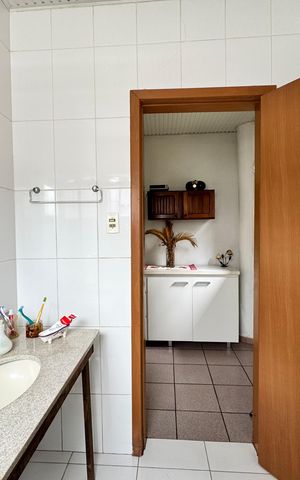 Casa à venda com 130m², 3 quartos e 1 vaga Casa à venda com 130m², 3 quartos e 1 vagaBanheiro