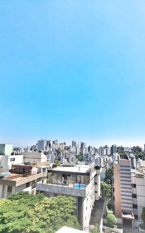 Apartamento à venda com 240m², 4 quartos e 2 vagas Apartamento à venda com 240m², 4 quartos e 2 vagasVaranda da Sala