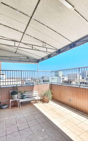 Apartamento à venda com 240m², 4 quartos e 2 vagas Apartamento à venda com 240m², 4 quartos e 2 vagasÁrea comum - Salão de festas