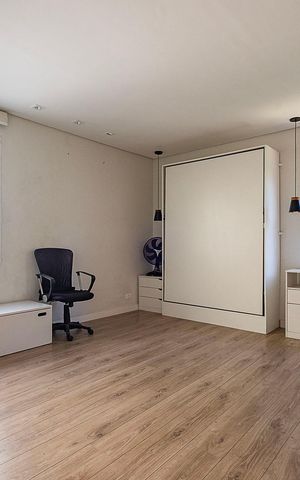Studio à venda com 35m², 1 quarto e sem vaga Studio à venda com 35m², 1 quarto e sem vagaSala/Quarto