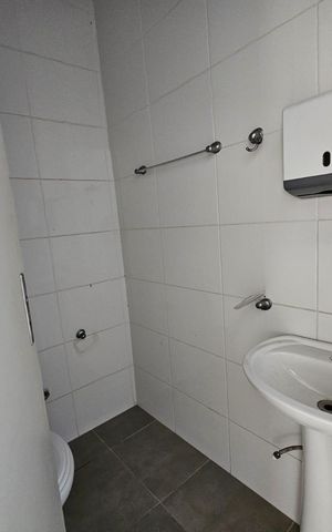 Casa à venda com 450m², 6 quartos e 1 vaga Casa à venda com 450m², 6 quartos e 1 vagaBanheiro 3