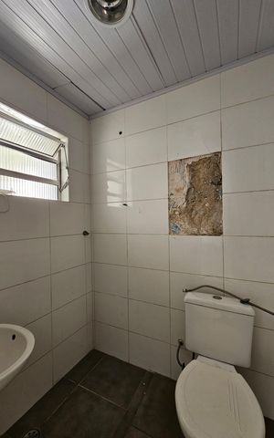 Casa à venda com 450m², 6 quartos e 1 vaga Casa à venda com 450m², 6 quartos e 1 vagaBanheiro 5