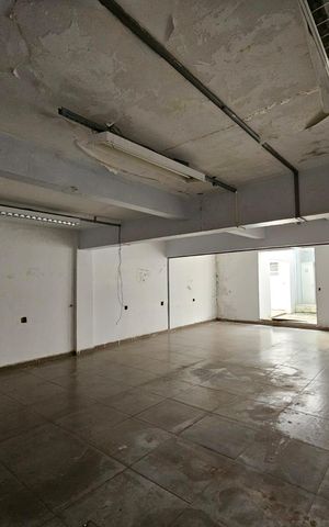 Casa à venda com 450m², 6 quartos e 1 vaga Casa à venda com 450m², 6 quartos e 1 vagaÁrea comum