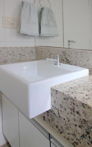 Apartamento à venda com 130m², 4 quartos e 2 vagasBanheiro Suíte 
