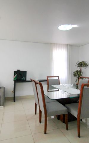 Apartamento à venda com 130m², 4 quartos e 2 vagasSala