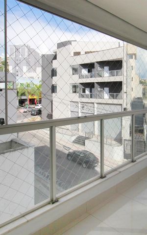 Apartamento à venda com 130m², 4 quartos e 2 vagasVaranda Sala