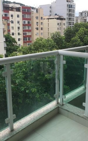 Apartamento à venda com 130m², 3 quartos e 1 vaga