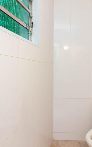 Casa à venda com 120m², 2 quartos e 2 vagas Casa à venda com 120m², 2 quartos e 2 vagasLavabo