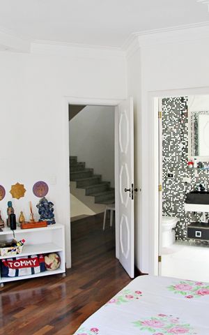 Casa à venda com 585m², 4 quartos e 4 vagasSuíte 3
