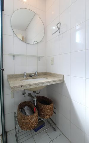 Apartamento à venda com 93m², 3 quartos e 2 vagasBanheiro Social