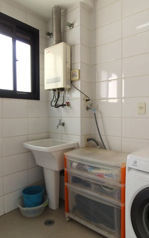 Apartamento à venda com 93m², 3 quartos e 2 vagasÁrea de Serviço