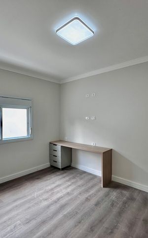 Casa à venda com 430m², 4 quartos e 6 vagas Casa à venda com 430m², 4 quartos e 6 vagasSuíte 3