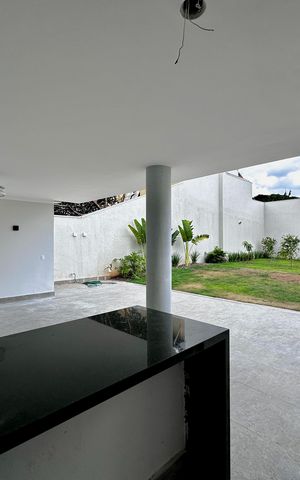 Casa à venda com 430m², 4 quartos e 6 vagas Casa à venda com 430m², 4 quartos e 6 vagasEspaço Gourmet