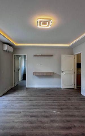 Casa à venda com 430m², 4 quartos e 6 vagas Casa à venda com 430m², 4 quartos e 6 vagasSuíte 4