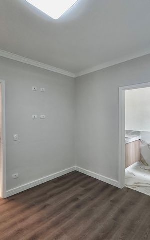 Casa à venda com 430m², 4 quartos e 6 vagas Casa à venda com 430m², 4 quartos e 6 vagasSuíte 2