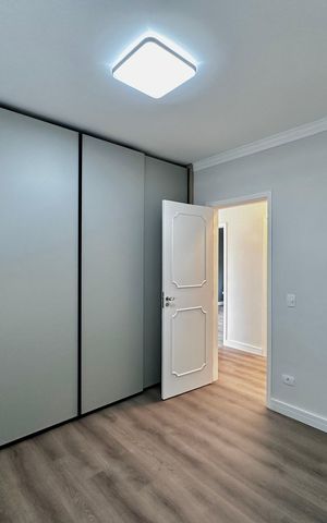 Casa à venda com 430m², 4 quartos e 6 vagas Casa à venda com 430m², 4 quartos e 6 vagasSuíte 2