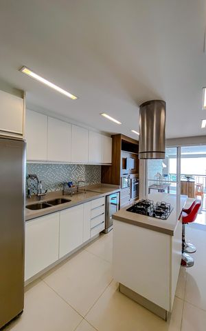 Apartamento à venda com 210m², 4 quartos e 3 vagasCozinha