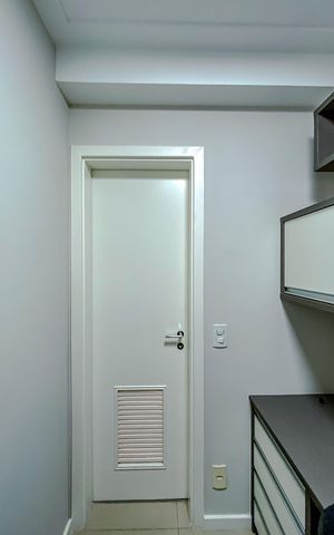 Apartamento à venda com 210m², 4 quartos e 3 vagasEscritório