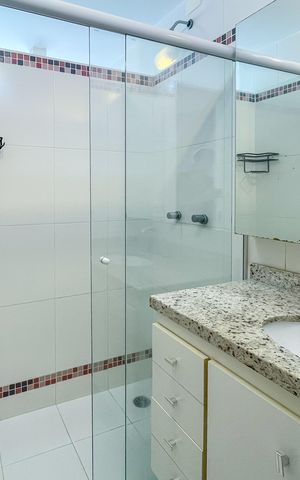 Apartamento à venda com 85m², 2 quartos e 1 vaga Apartamento à venda com 85m², 2 quartos e 1 vagaBanheiro