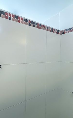 Apartamento à venda com 85m², 2 quartos e 1 vaga Apartamento à venda com 85m², 2 quartos e 1 vagaBanheiro
