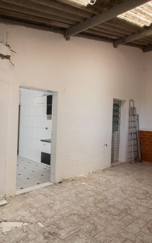 Casa à venda com 149m², 3 quartos e 2 vagas Casa à venda com 149m², 3 quartos e 2 vagasÁrea de Serviço