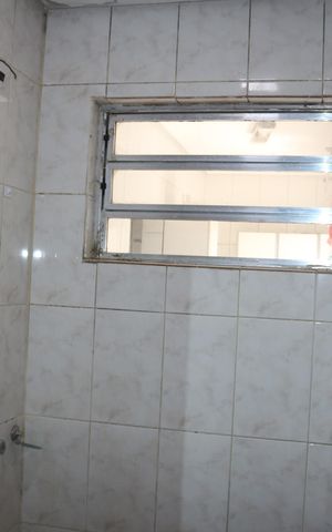 Casa à venda com 250m², 5 quartos e 2 vagasBanheiro 3