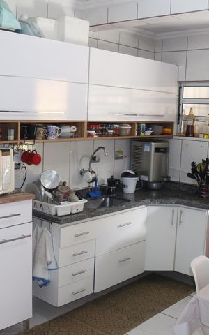 Casa à venda com 250m², 5 quartos e 2 vagasCozinha