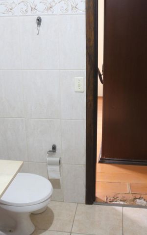 Casa à venda com 250m², 5 quartos e 2 vagasBanheiro da Suíte 1