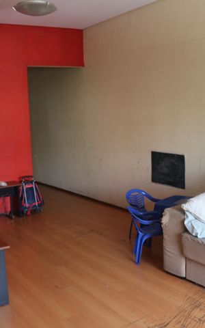 Casa à venda com 250m², 5 quartos e 2 vagasSala