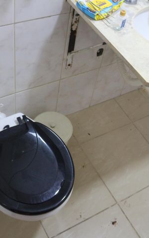Casa à venda com 250m², 5 quartos e 2 vagasBanheiro 3