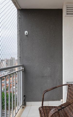 Apartamento à venda com 52m², 2 quartos e 1 vaga Apartamento à venda com 52m², 2 quartos e 1 vagaVaranda