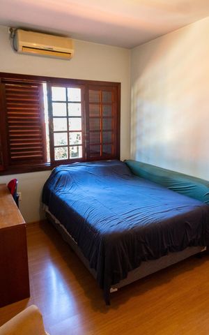 Casa de condomínio à venda com 350m², 3 quartos e 4 vagas Casa de condomínio à venda com 350m², 3 quartos e 4 vagasQUARTO 2