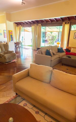 Casa de condomínio à venda com 350m², 3 quartos e 4 vagas Casa de condomínio à venda com 350m², 3 quartos e 4 vagasSALA