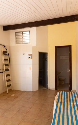Casa de condomínio à venda com 350m², 3 quartos e 4 vagas Casa de condomínio à venda com 350m², 3 quartos e 4 vagasárea comum - SAUNA