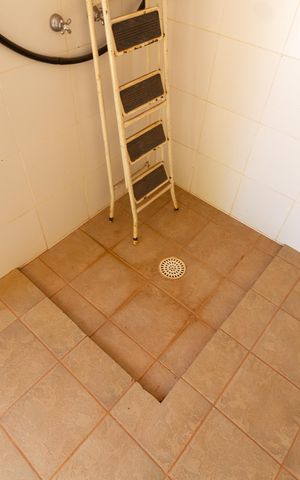 Casa de condomínio à venda com 350m², 3 quartos e 4 vagas Casa de condomínio à venda com 350m², 3 quartos e 4 vagasBANHEIRO SAUNA