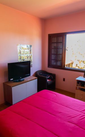 Casa de condomínio à venda com 350m², 3 quartos e 4 vagas Casa de condomínio à venda com 350m², 3 quartos e 4 vagasQUARTO 1