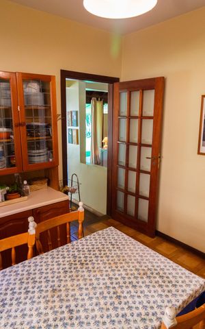 Casa de condomínio à venda com 350m², 3 quartos e 4 vagas Casa de condomínio à venda com 350m², 3 quartos e 4 vagasCOPA