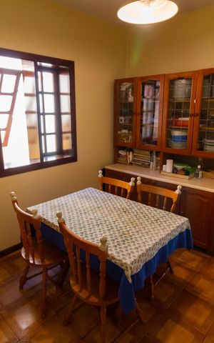 Casa de condomínio à venda com 350m², 3 quartos e 4 vagas Casa de condomínio à venda com 350m², 3 quartos e 4 vagasCOPA