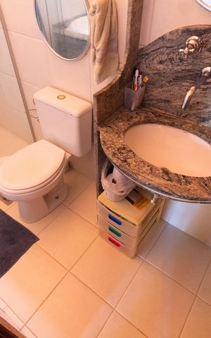 Casa de condomínio à venda com 350m², 3 quartos e 4 vagas Casa de condomínio à venda com 350m², 3 quartos e 4 vagasBANHEIRO SOCIAL